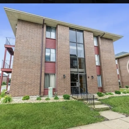Buy this 2 bed house on 15732 Terrace Drive in Oak Forest, IL 60452