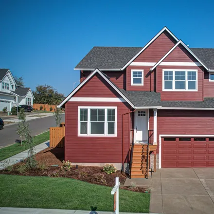 Buy this 4 bed house on Inna Avenue Northwest in Salem, OR 97304