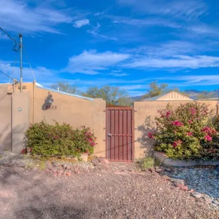 Buy this studio house on 2659 East Prince Road in Tucson, AZ 85716