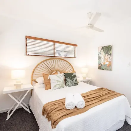 Image 1 - Clifton Beach QLD 4879, Australia - Apartment for rent