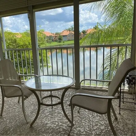 Image 1 - 13202 Sherburne Circle, Worthington Country Club, Bonita Springs, FL 34135, USA - Condo for sale