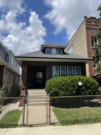 Buy this 3 bed house on 7724 South Hermitage Avenue in Chicago, IL 60620