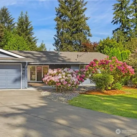 Buy this 5 bed house on 60 165th Avenue Southeast in Bellevue, WA 98008