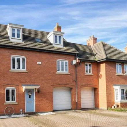 Buy this 4 bed townhouse on Windle Drive in Austerby, PE10 0DB