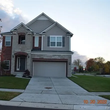 Rent this 5 bed loft on 898 Ruff Drive in Frenchtown Township, MI 48162