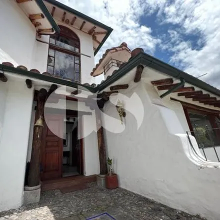 Image 1 - Avenida Lumbiseño Libre, 170511, Cumbaya, Ecuador - House for rent