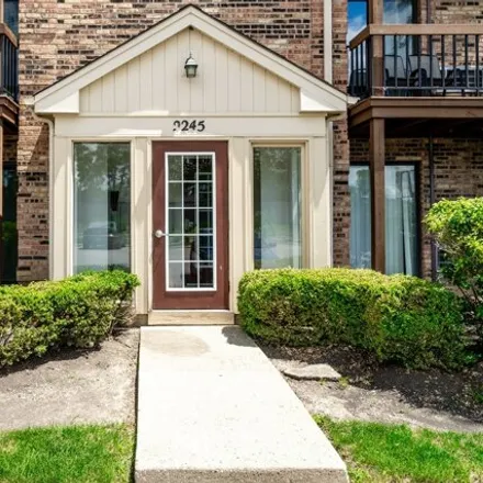 Buy this 2 bed condo on 2245 Nichols Rd Apt E in Arlington Heights, Illinois