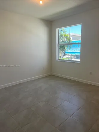 Image 9 - 2518 Southeast 20th Place, Homestead, FL 33035, USA - Townhouse for rent