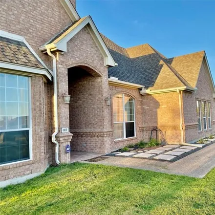 Rent this 4 bed house on 1171 Fox Hunt Trail in Willow Park, Parker County