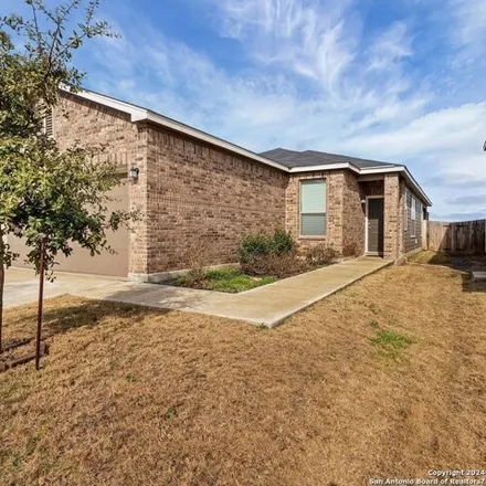 Image 1 - 601 Pebble Bend, New Braunfels, TX 78130, USA - House for sale