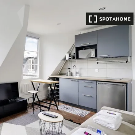 Image 3 - 34 Avenue Niel, 75017 Paris, France - Apartment for rent