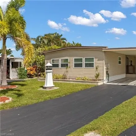 Image 2 - 598 Cape Florida Lane, Collier County, FL 34104, USA - Apartment for sale