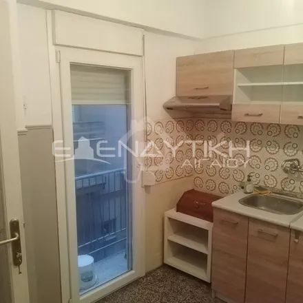 Rent this 1 bed apartment on Πελοποννήσου 10 in Thessaloniki, Greece