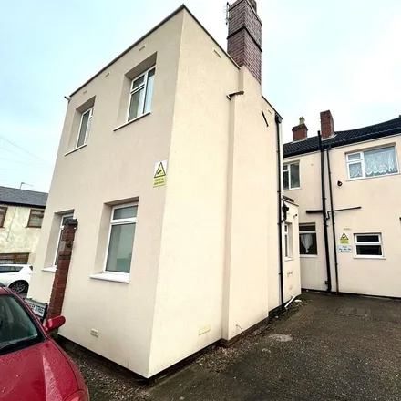 Rent this studio apartment on Kingsley Street in Dudley Wood, DY2 0PZ
