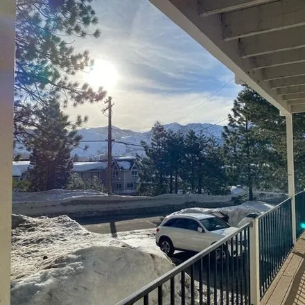 Image 4 - Tahoe Paradise Junior College, Apache Avenue, Meyers, El Dorado County, CA 96154, USA - House for sale