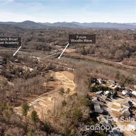 Image 2 - 26 Stone River Drive, Woodfin, Buncombe County, NC 28804, USA - House for sale