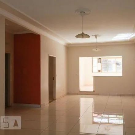 Rent this 4 bed house on Rua Cavalheiro Torquato Rizzi 188 in Jardim Irajá, Ribeirão Preto - SP