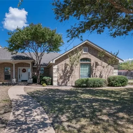 Buy this 3 bed house on 304 Tiffton Circle in Hewitt, TX 76643