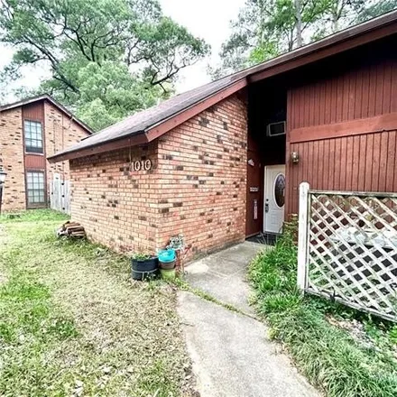 Buy this 2 bed house on Alexandria VA Health Care System in 2495 Shreveport Highway, Lee Heights