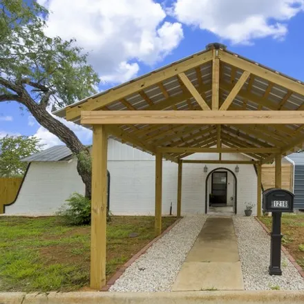 Buy this 3 bed house on 1216 East Alabama Street in Pearsall, TX 78061