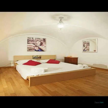 Image 2 - L'Affiche Illustrée, Via dei Servi, 42/44 R, 50100 Florence FI, Italy - Apartment for rent
