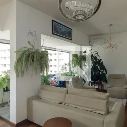 Buy this 2 bed apartment on Rua Doutor Veiga Filho 176 in Higienópolis, São Paulo - SP