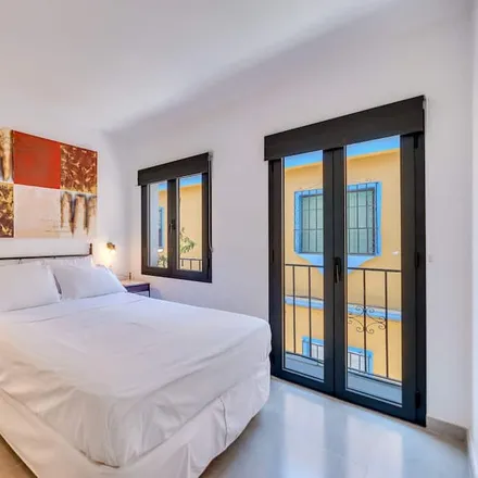 Rent this 1 bed townhouse on Mezquita de Marbella in Bulevar del Príncipe Alfonso de Hohenlohe, 29602 Marbella