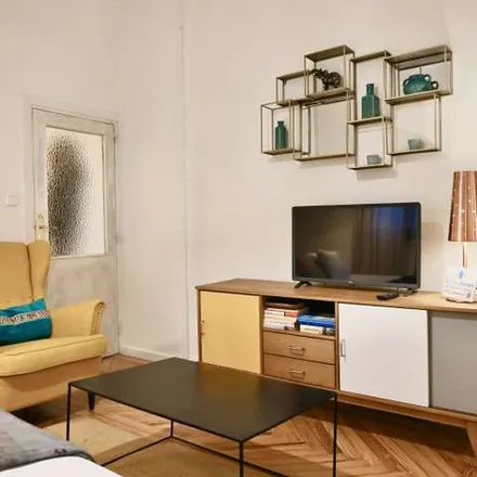 Image 2 - Calle de Zorrilla, 23, 28014 Madrid, Spain - Apartment for rent