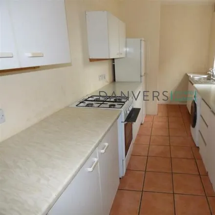 Image 2 - Windermere Street, Leicester, LE2 7GU, United Kingdom - Townhouse for rent