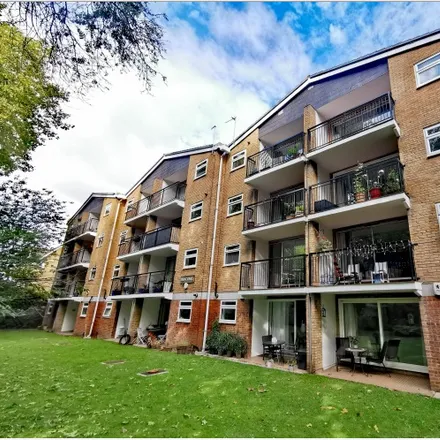 Rent this 2 bed apartment on Silverwood Close in Brackley Road, London