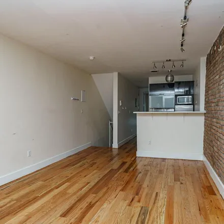 Image 6 - 634 Wilson Avenue, New York, NY 11207, USA - Apartment for rent