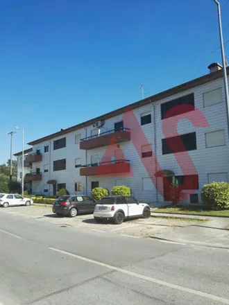 Buy this studio house on Avenida do Apeadeiro in 4620-449 Lousada, Portugal