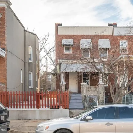 Image 2 - 1650 Ruxton Avenue, Baltimore, MD 21216, USA - House for sale