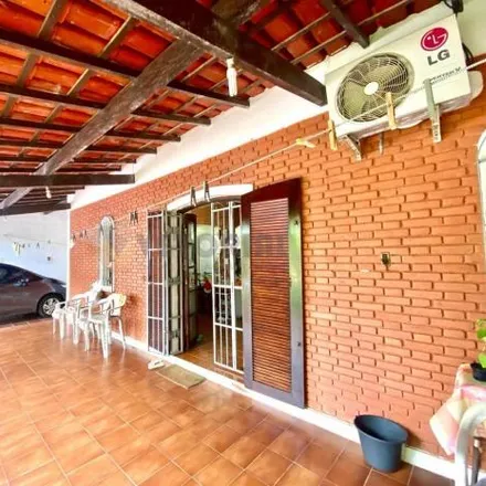 Image 2 - Rua Guanandy, Jardim Casa Branca, Caraguatatuba - SP, 11660-000, Brazil - House for sale
