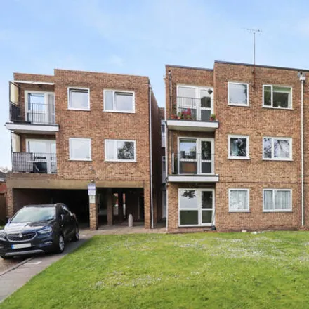 Buy this 2 bed apartment on Belvedere and Erith Congregational Church in Picardy Road, London