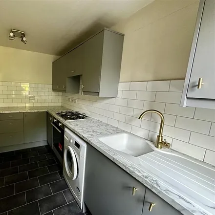 Image 5 - Carlton Moor Crescent, Darlington, DL1 4RF, United Kingdom - Duplex for rent