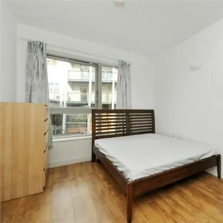 Image 6 - Metcalfe Court, John Harrison Way, London, SE10 0BY, United Kingdom - Apartment for rent