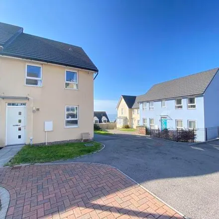 Buy this 3 bed duplex on 30 Crompton Way in Ogmore By Sea, The vale of glamorgan cf32 0qf