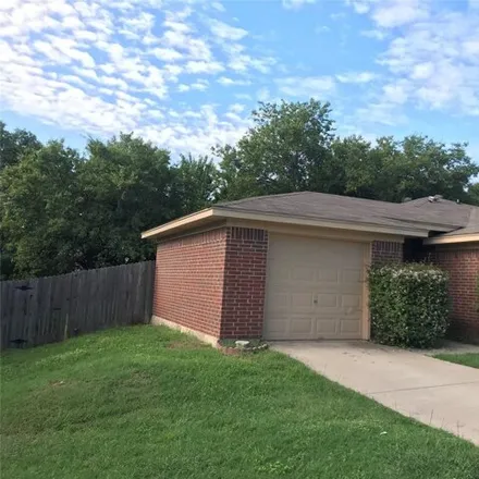 Buy this 6 bed house on 5741 Shadydell Drive in Fort Worth, TX 76135