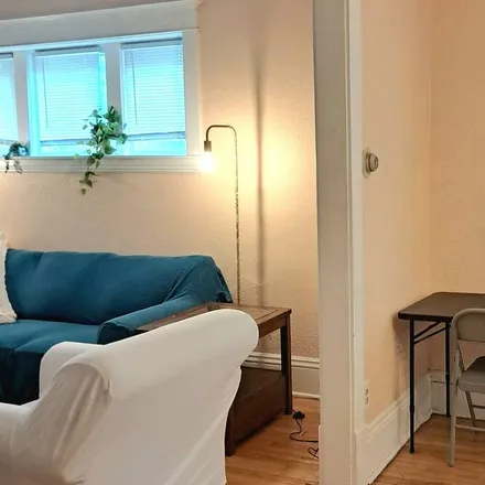 Rent this 3 bed apartment on Minneapolis