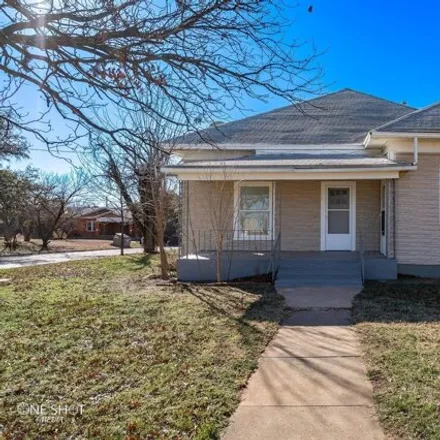 Buy this 3 bed house on 120 South Hobart Street in Stamford, TX 79553