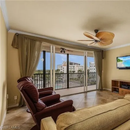 Buy this 2 bed condo on Hibiscus Pointe Condos in Fort Myers Beach, Lee County