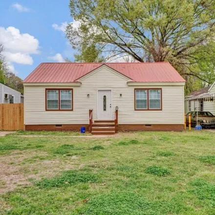 Buy this 2 bed house on 3113 Given Avenue in Memphis, TN 38112