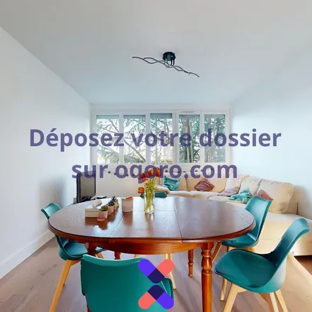 Rent this 4 bed apartment on Bâtiment 10 in 95 Résidence du Bois Saint-Louis, 44700 Orvault