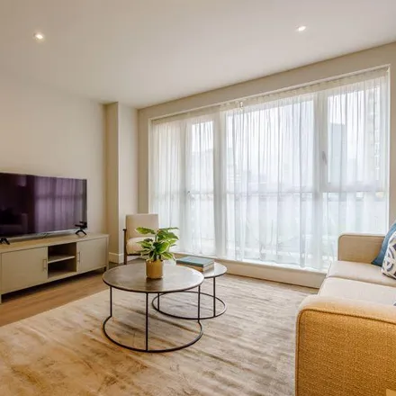 Image 7 - Eaton House, 39 Westferry Circus, Canary Wharf, London, E14 8RN, United Kingdom - Apartment for rent