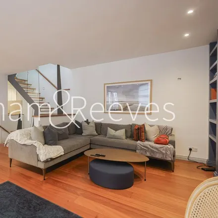 Rent this 3 bed apartment on 22 Phillimore Walk in London, W8 7SA