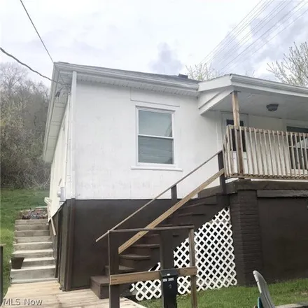 Image 4 - 397 Pennsylvania Avenue, Weirton, WV 26062, USA - House for sale