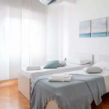 Image 2 - Via Populonia, 20159 Milan MI, Italy - Apartment for rent