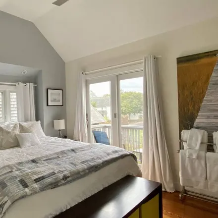 Rent this 1 bed house on Oak Bluffs in MA, 02557