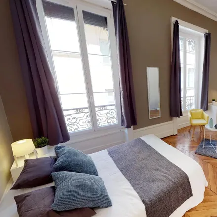 Rent this 3 bed room on 4 rue Neuve